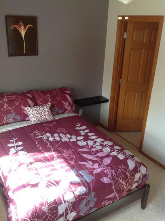 Postel nebo postele na pokoji v ubytování A Hyde Away Inn B&B