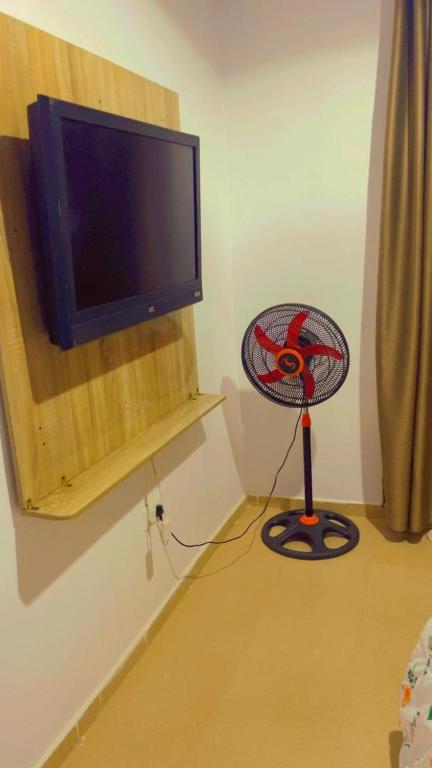 TV a/nebo společenská místnost v ubytování EMERALD - Live and chill