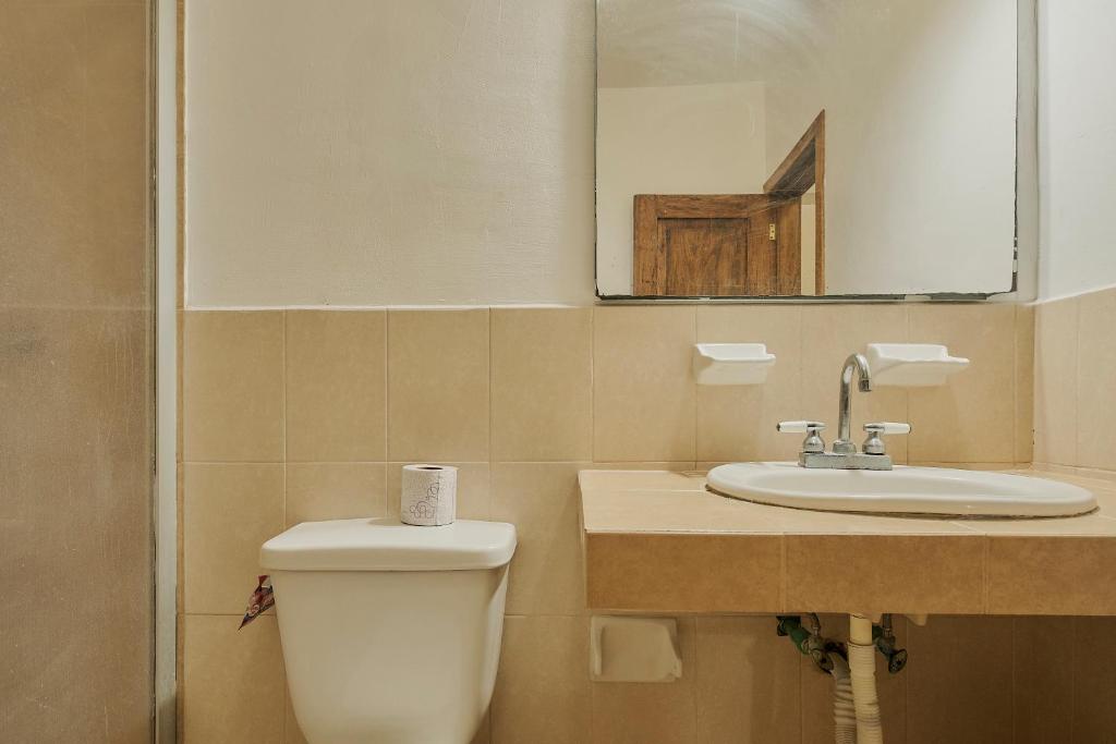 Koupelna v ubytování Hotel Cervantino