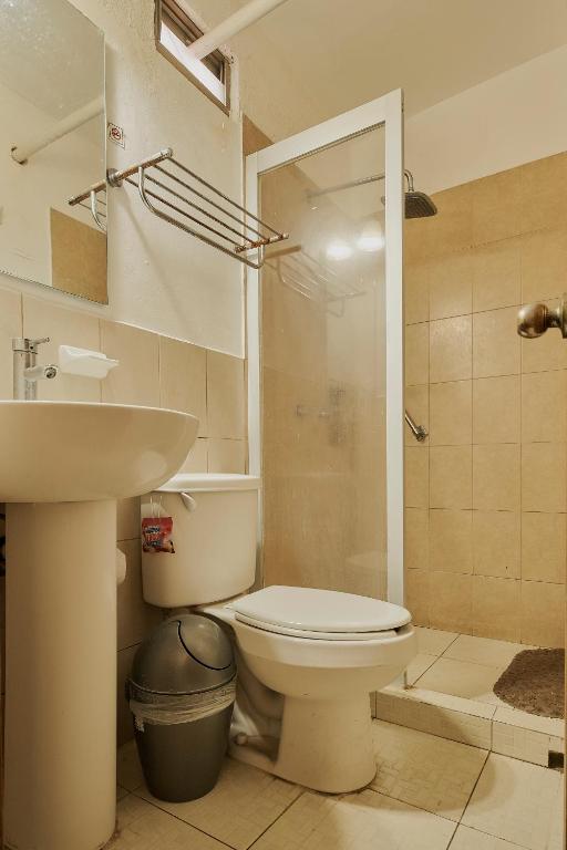 Koupelna v ubytování Hotel Cervantino