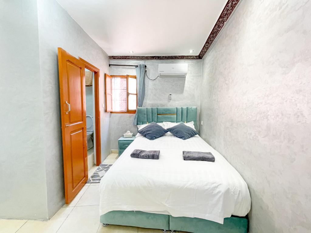 Postel nebo postele na pokoji v ubytování Bubbly Hostel Marrakech