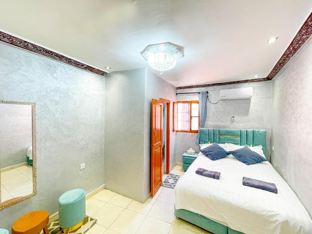 Postel nebo postele na pokoji v ubytování Bubbly Hostel Marrakech