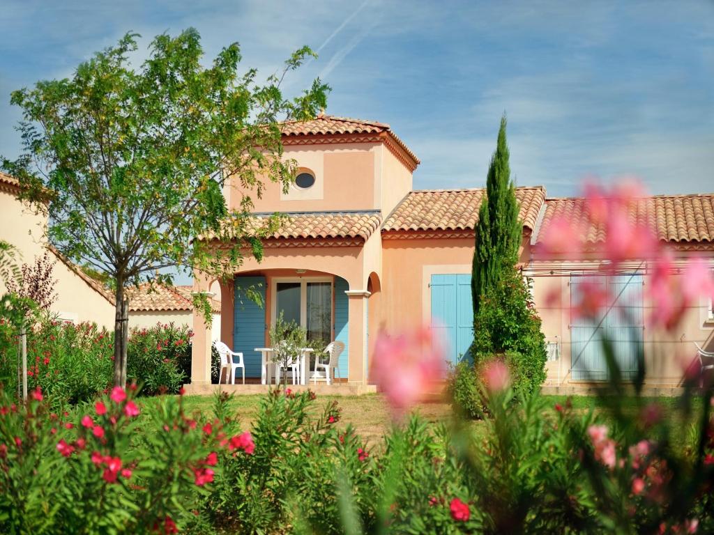 Villa in Les Hauts du Lac with Lake View