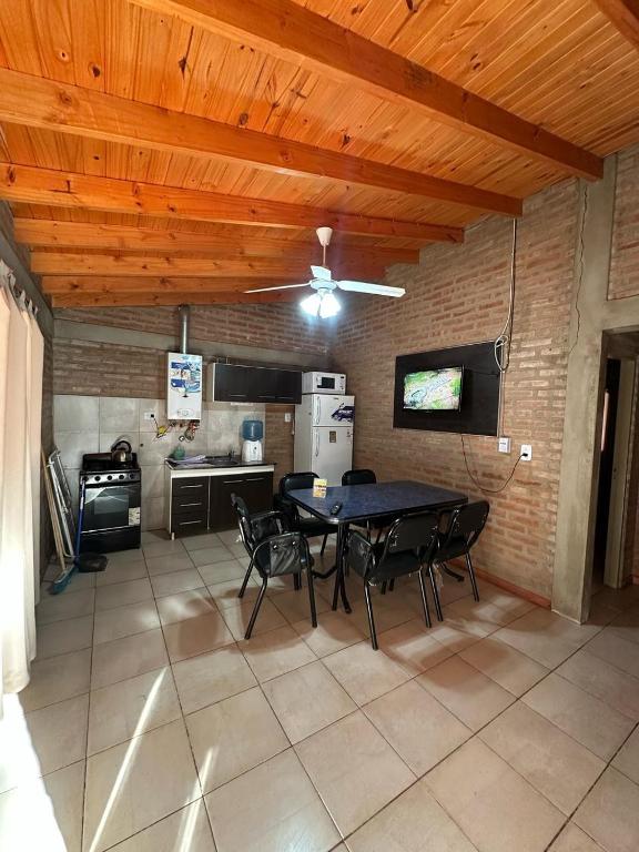 Kuchyň nebo kuchyňský kout v ubytování Cabañas Torres