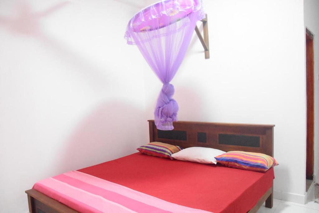 Lake House Home Stay - 3