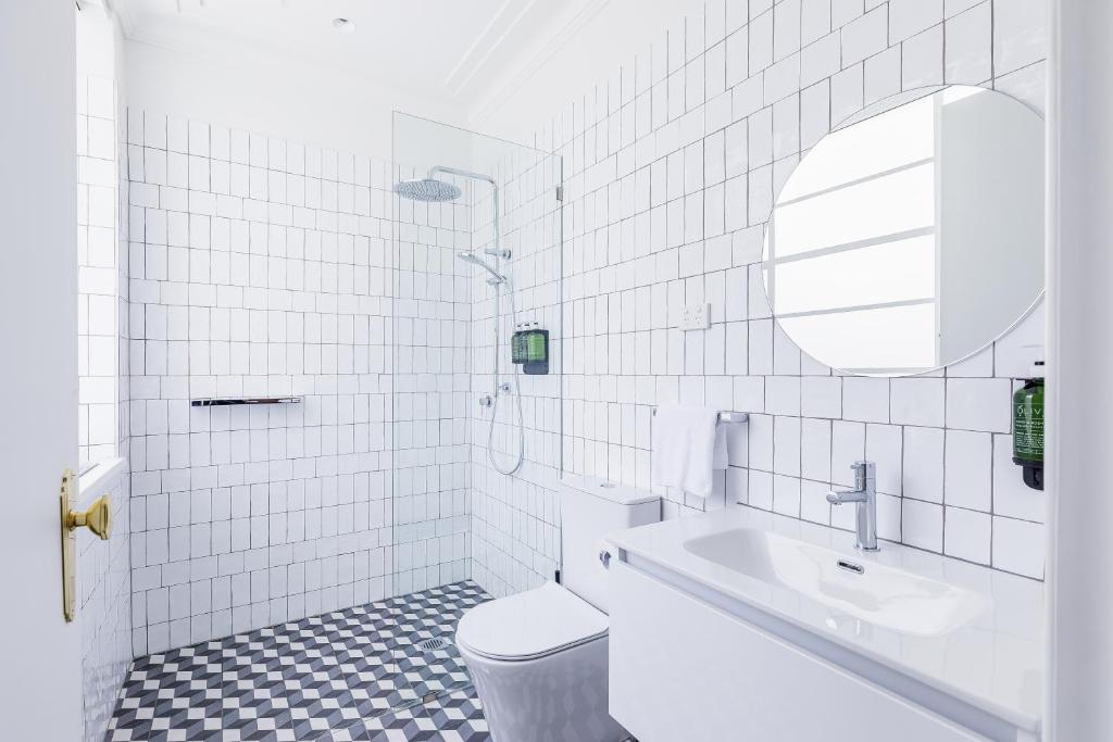 The Lakes Hotel, Rosebery - Resim 11