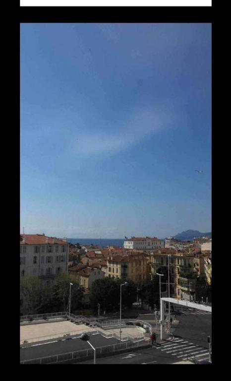 Photo de la galerie de l'établissement Luxury Apartment Cannes - Shared, à Cannes