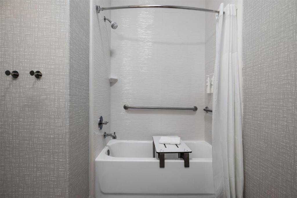 Hampton Inn & Suites Galveston photo