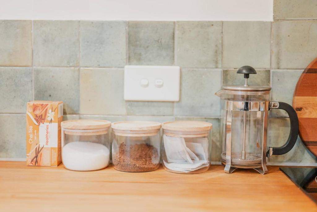 Stylish Central Cottage - Modern Heating & Parking - Resim 9