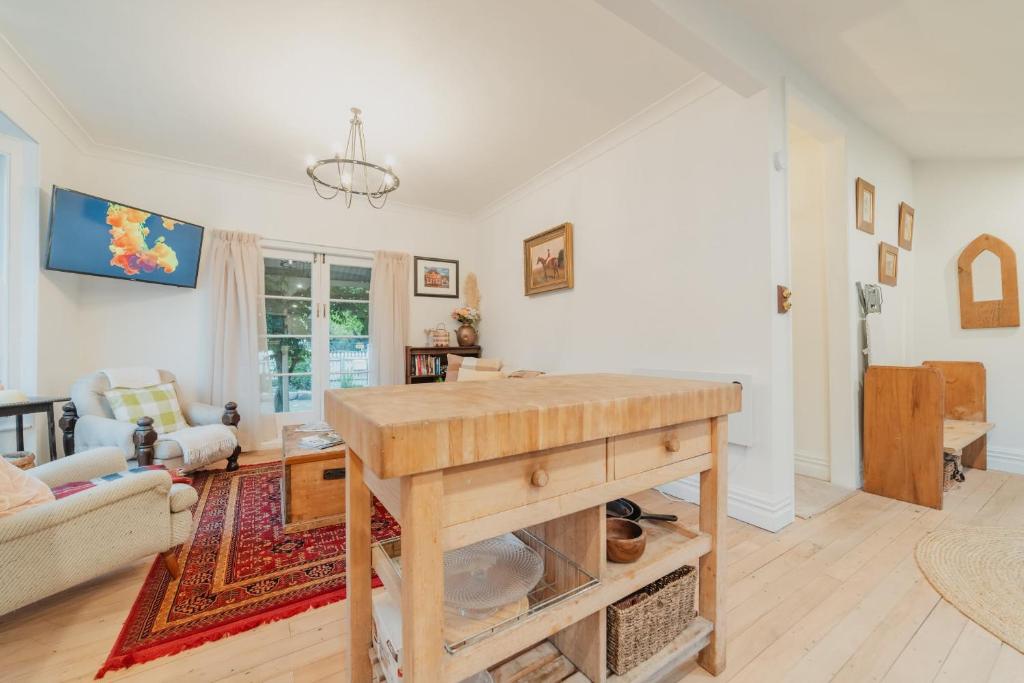 Stylish Central Cottage - Modern Heating & Parking - Resim 23