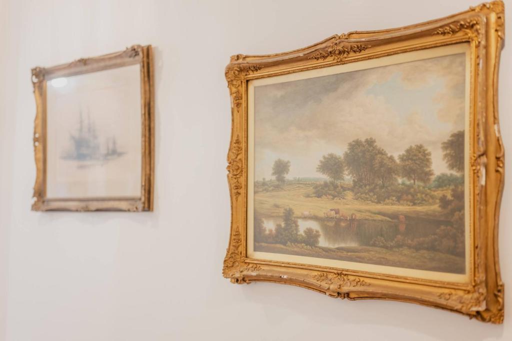 Stylish Central Cottage - Modern Heating & Parking - Resim 25