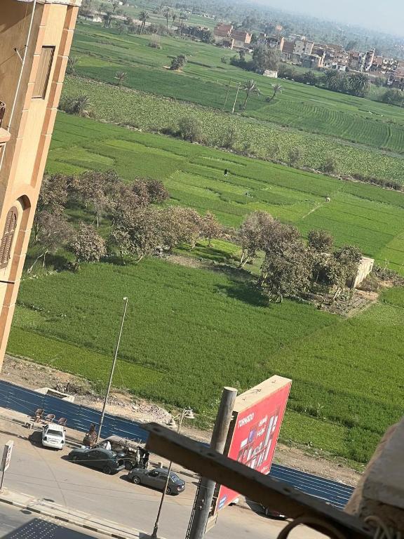 Letecký snímek ubytování Large 2 Bedrooms 4 beds full apartment suitable for Families in Fayoum Dalah