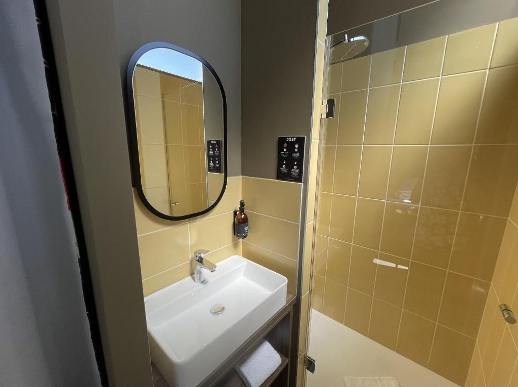 JOST Hôtel Lille Centre - Resim 44