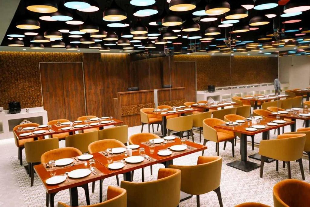 Restaurace v ubytování Enrise by Sayaji Nagpur