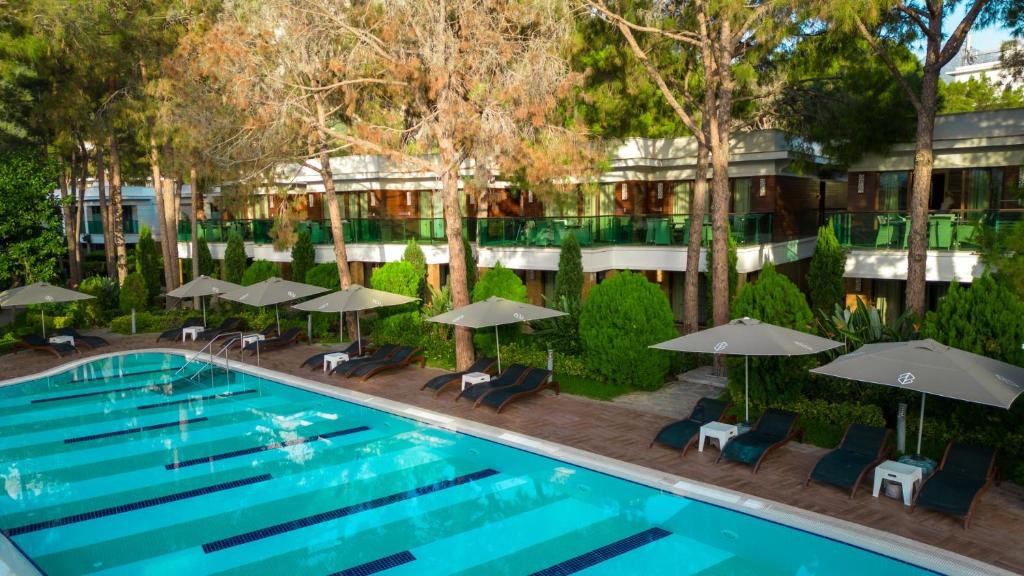 Bazén v ubytování Nirvana Mediterranean Excellence - Ultra All Inclusive nebo v jeho okolí