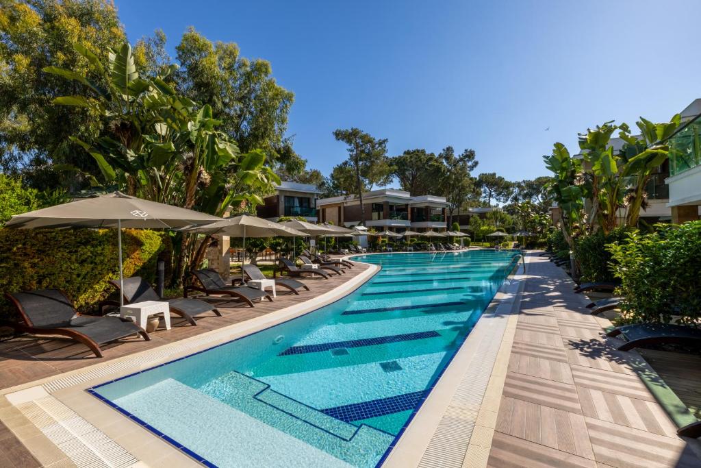 Bazén v ubytování Nirvana Mediterranean Excellence - Ultra All Inclusive nebo v jeho okolí