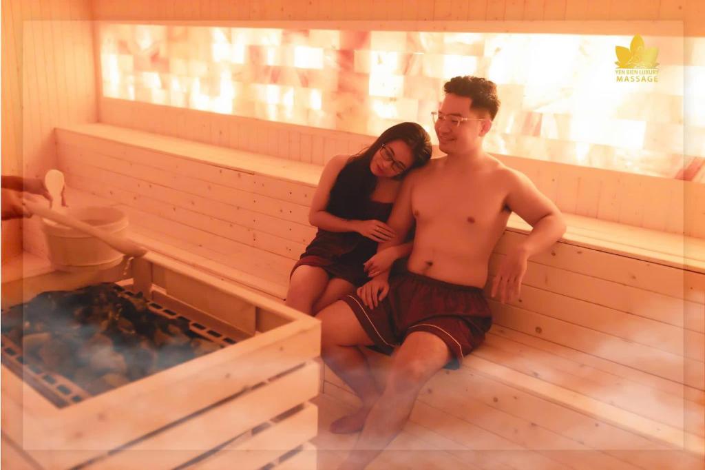 Khách lưu trú tại YEN BIEN LUXURY HOTEL