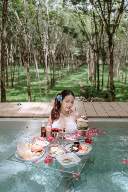 Timber Society Boutique Hideaway - Resim 8