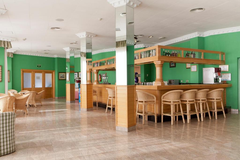 Restaurace v ubytování Mirador del Cabo Designed For Adults