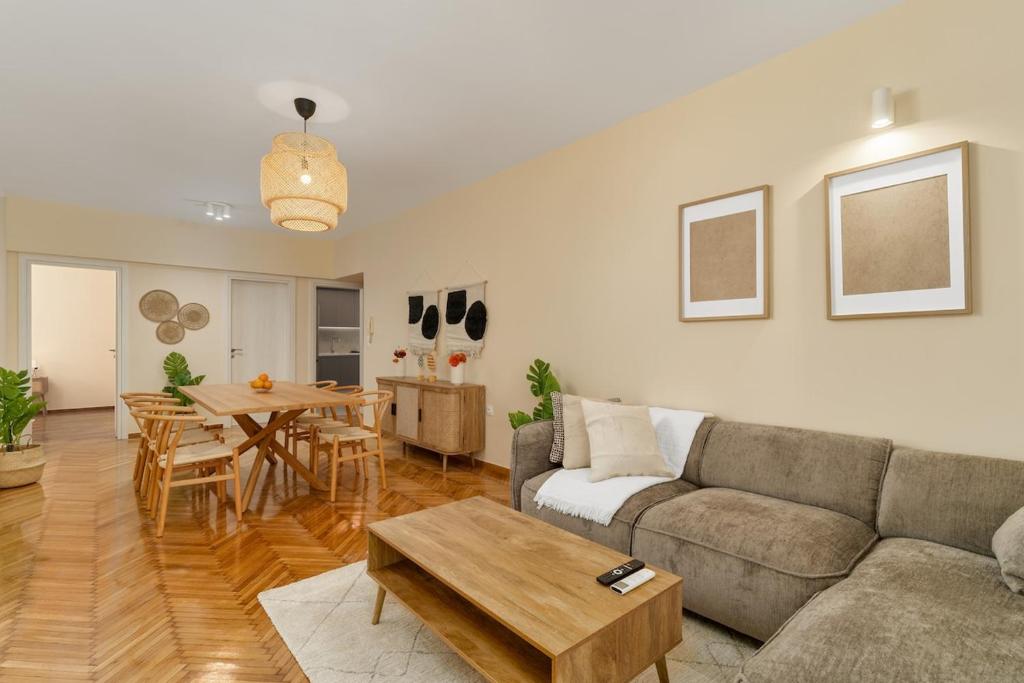 Ofi Continental - 3BR, Koukaki