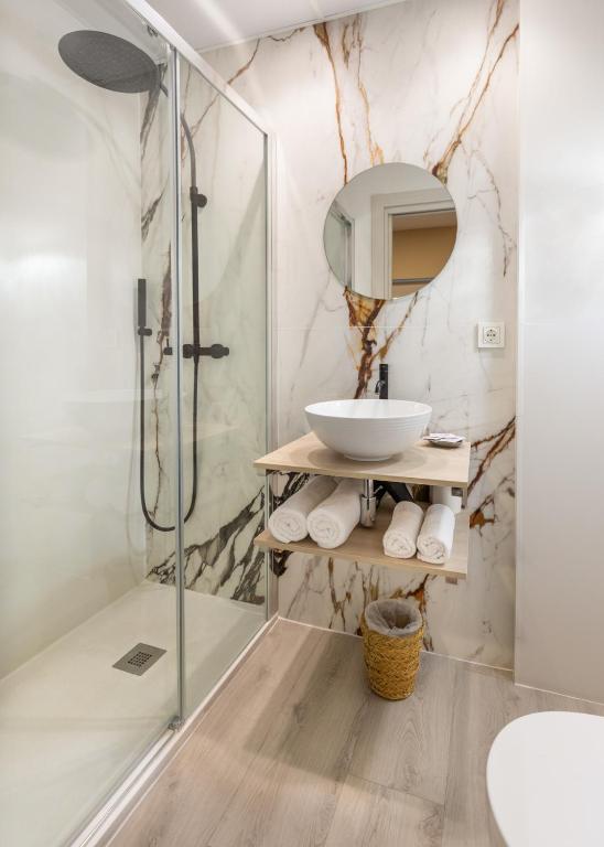 Koupelna v ubytování Hostal Plaza Boutique - Solo adultos
