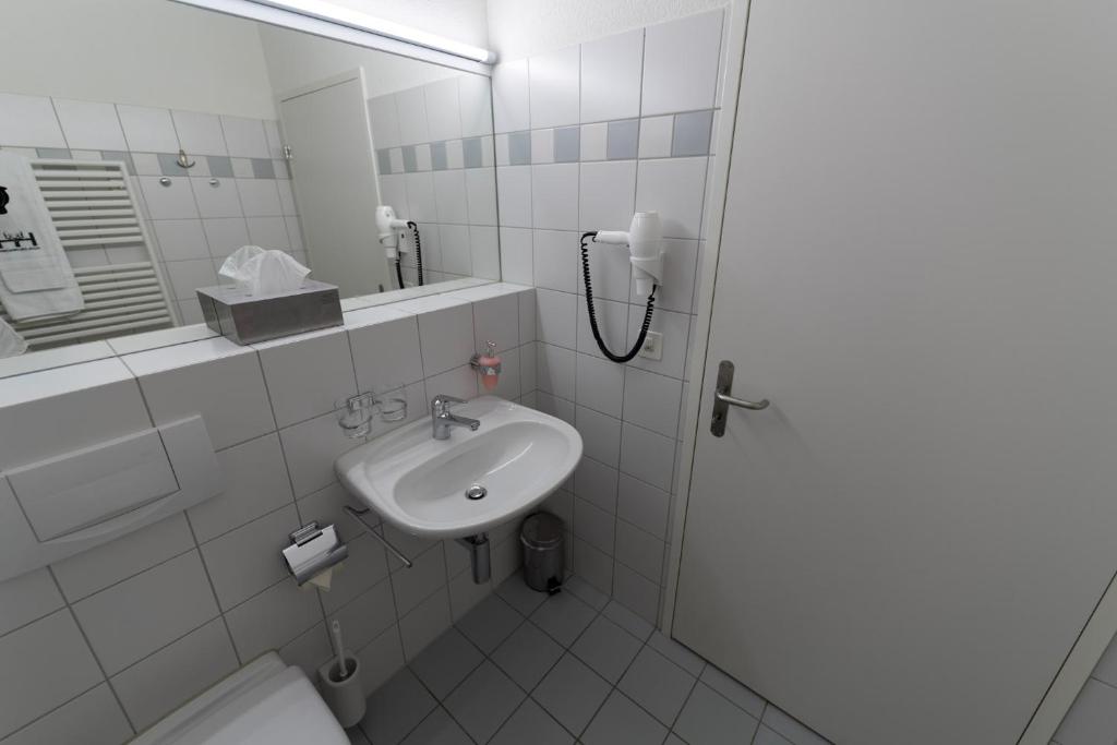 Koupelna v ubytování Hotel zum Hirschen