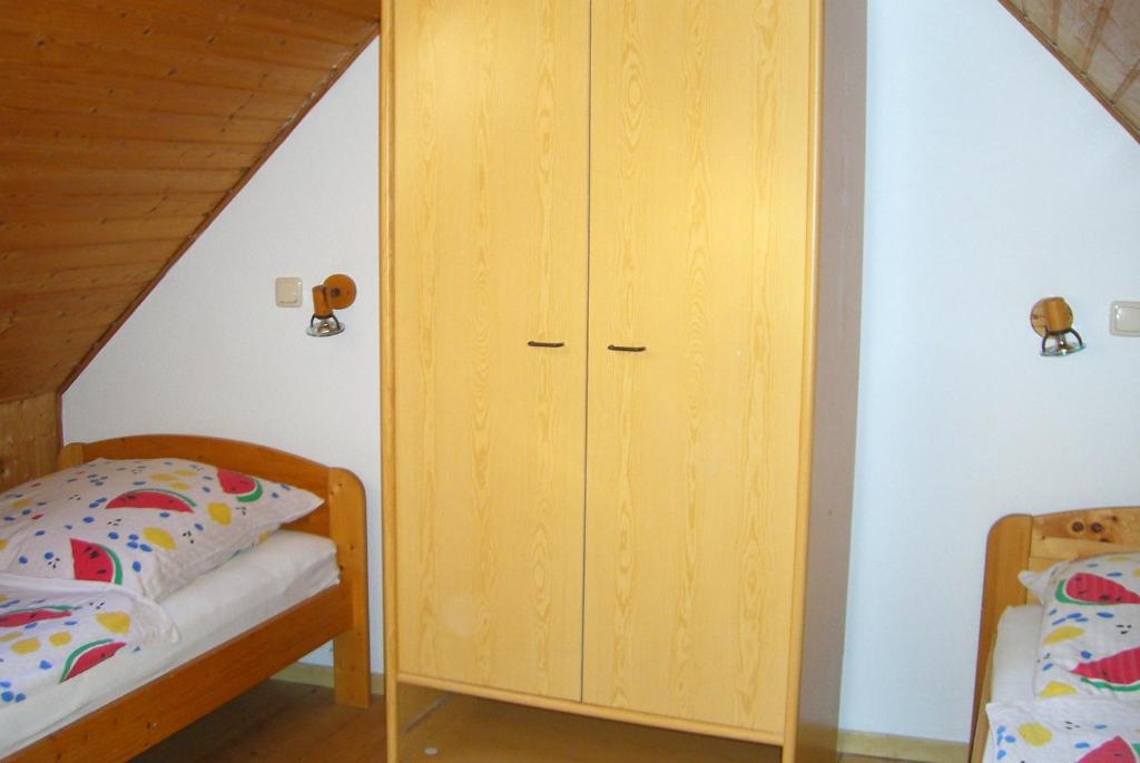 Postel nebo postele na pokoji v ubytování Ferienwohnung Radszys