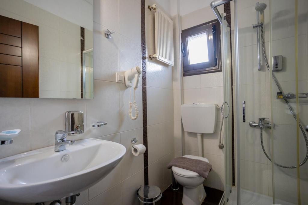 Łazienka w obiekcie Toti Boutique Rooms