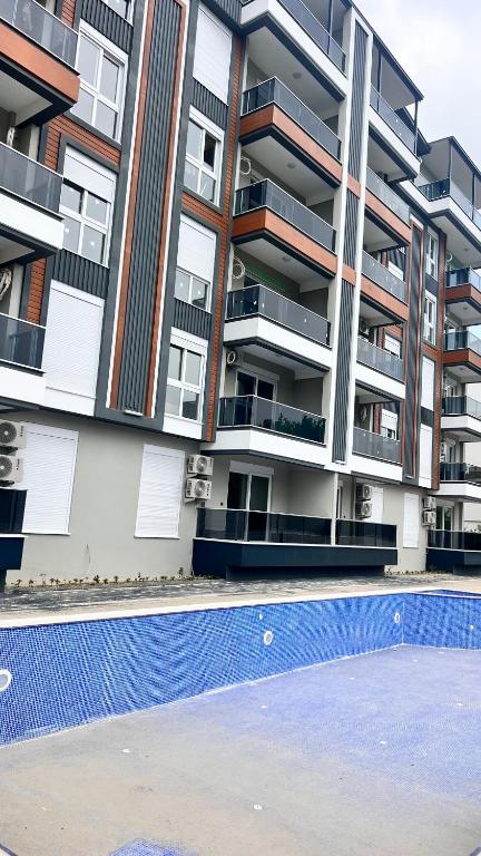 Bazén v ubytování Selinti City Tatil Evleri1&1 nebo v jeho okolí