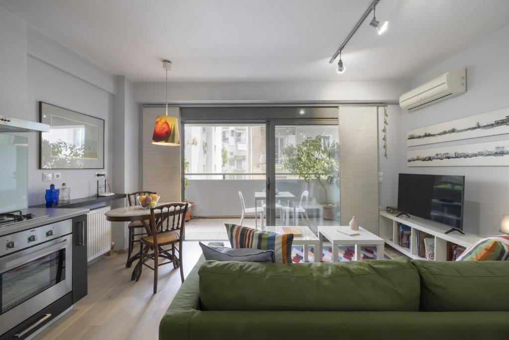 Elegant Design Stay in Koukaki