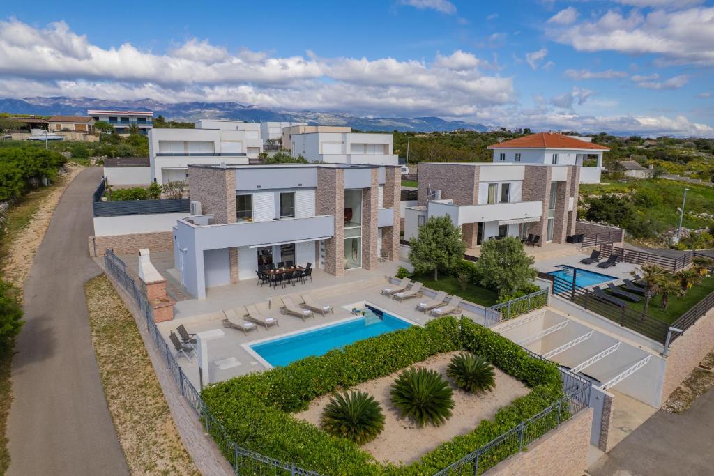 Villas Royal I with Private Pool