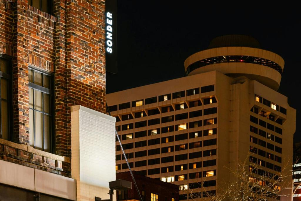 Boulevard Stays Downtown Nashville photo