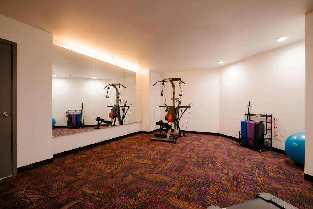 Fitness centrum a/nebo fitness zařízení v ubytování Sonder by Marriott Bonvoy Pivot Apartments Capitol Hill