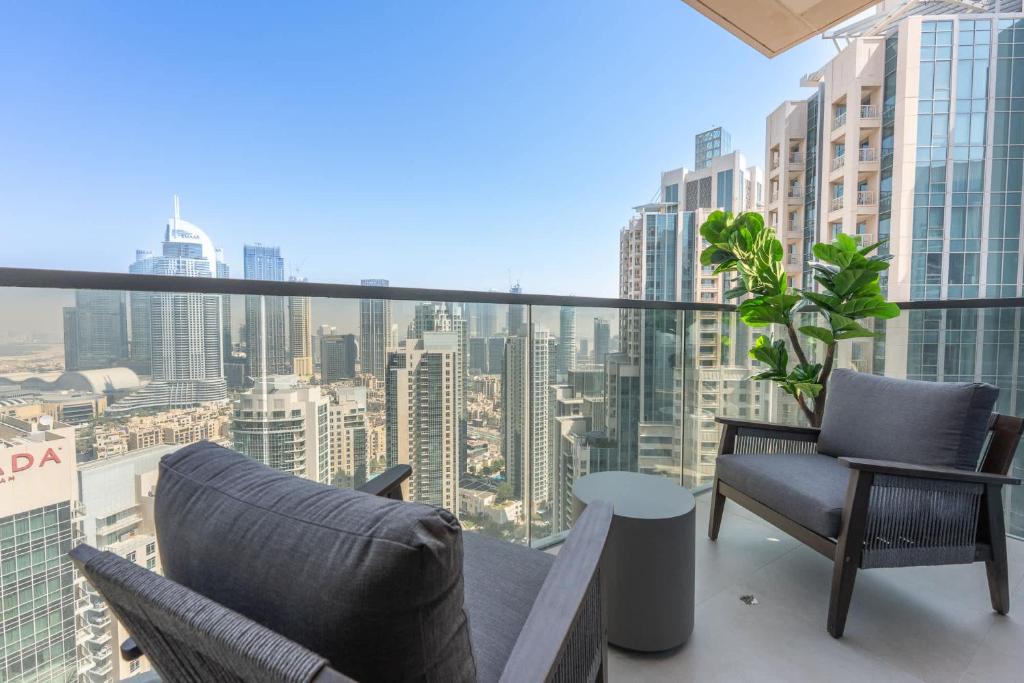 Area soggiorno di Top Class 2BR with Burj Khalifa View in Downtown