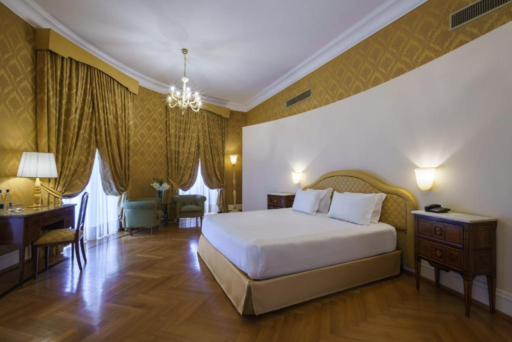 Eurostars Hotel Excelsior - Resim 16