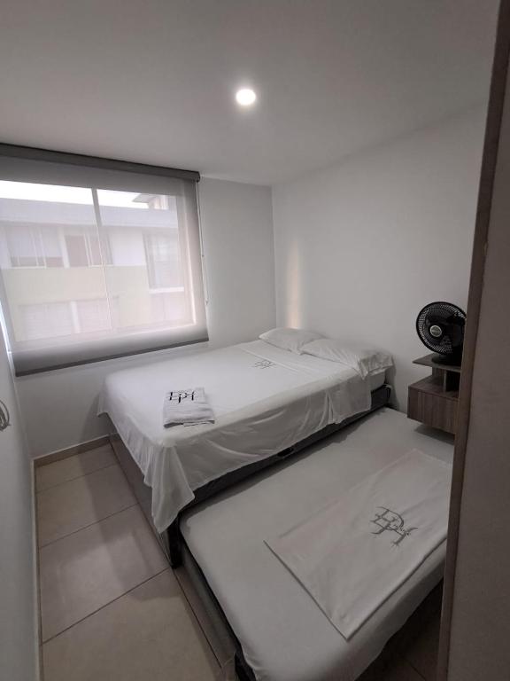 Postel nebo postele na pokoji v ubytování Denier House Altos de Berlin - PARQUE DEPORTIVO