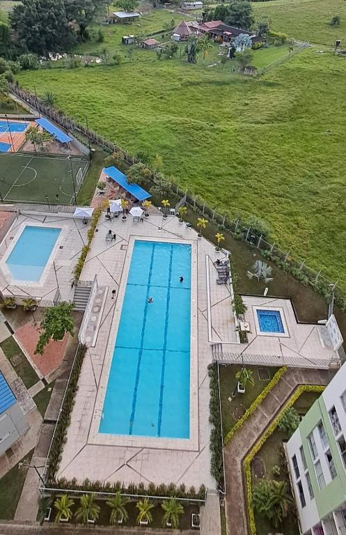 Bazén v ubytování Denier House Altos de Berlin - PARQUE DEPORTIVO nebo v jeho okolí