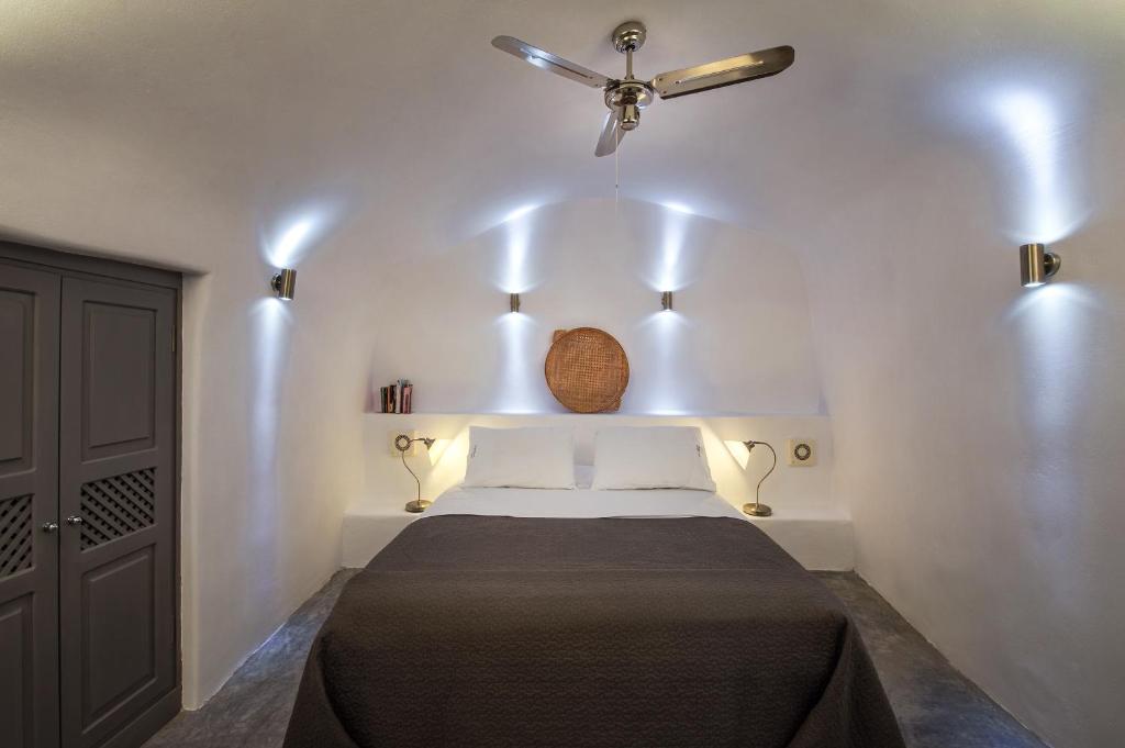 Theodora Suites - 17