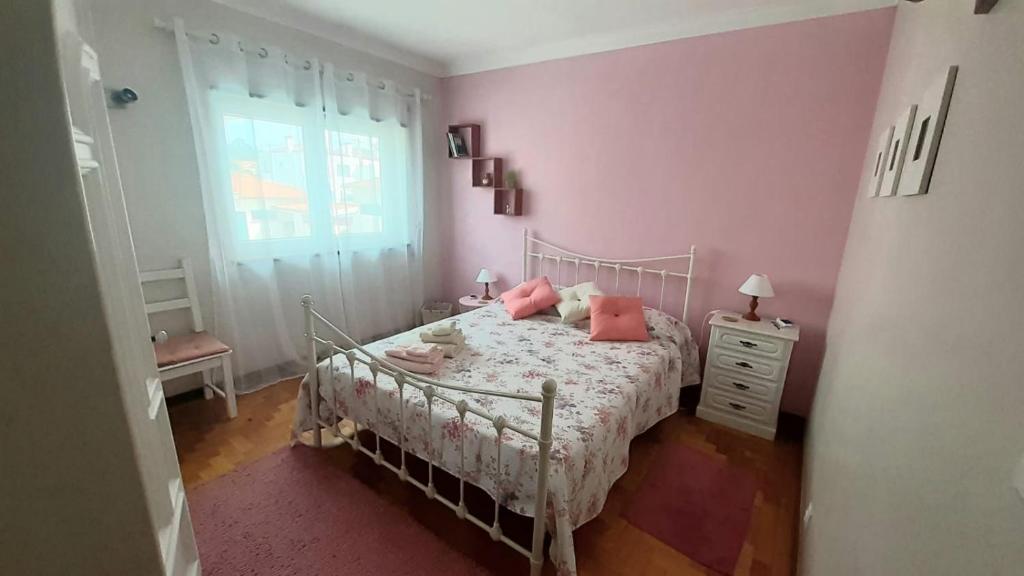 Postel nebo postele na pokoji v ubytování Morada do Ultramar