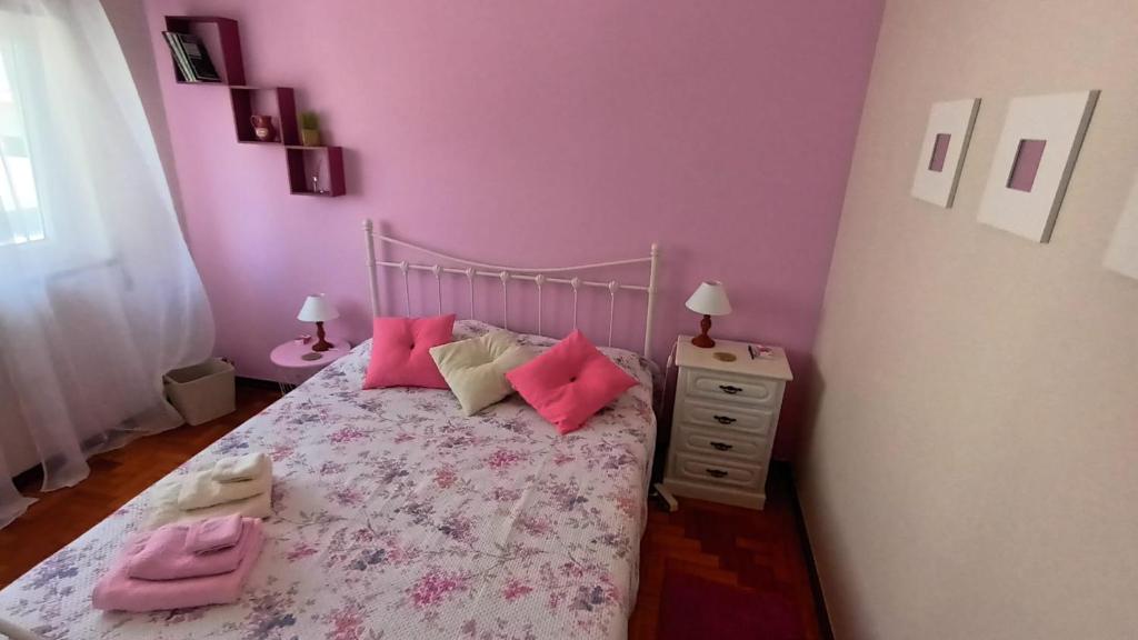 Postel nebo postele na pokoji v ubytování Morada do Ultramar
