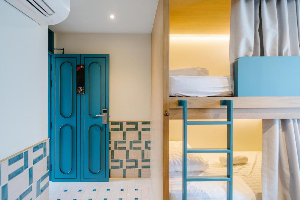 Angmo Hostel by Amaka - 1