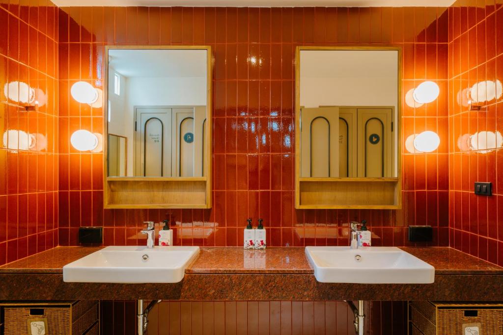 Angmo Hostel by Amaka - 19