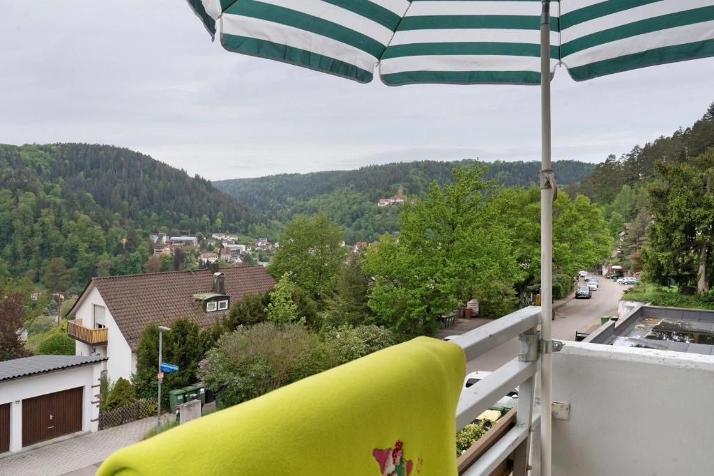 Nespecifikovaný výhled na hory nebo výhled na hory při pohledu z apartmánu