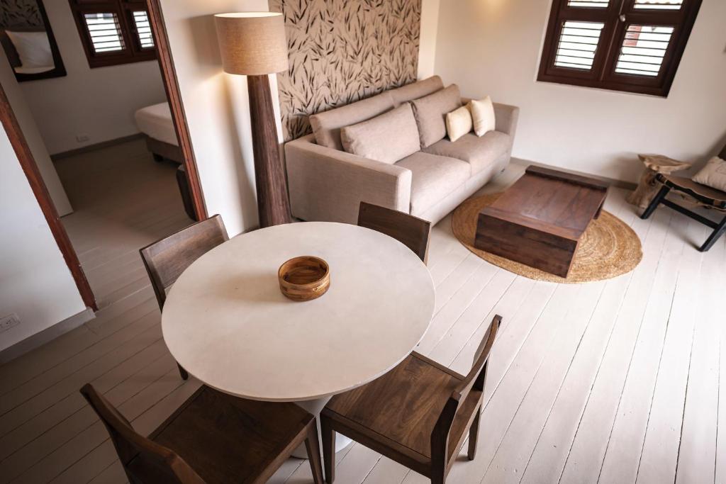 Posezení v ubytování Botanique Bungalows Westpunt