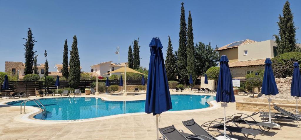 J1 Holiday House Adjacent to Aphrodite Hills