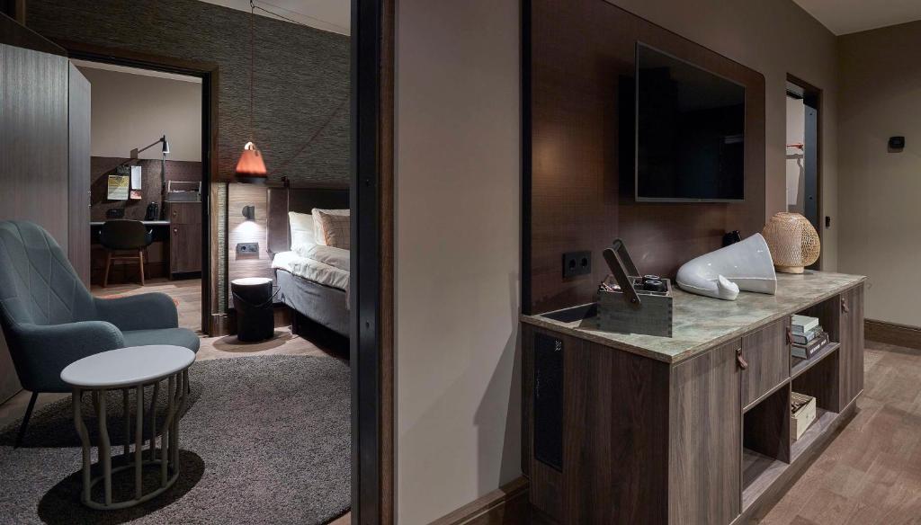 Downtown Camper by Scandic - Resim 21