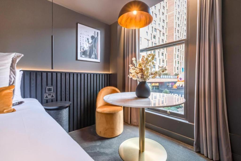 Velvet Hotel Manchester, WorldHotels Crafted - Resim 9