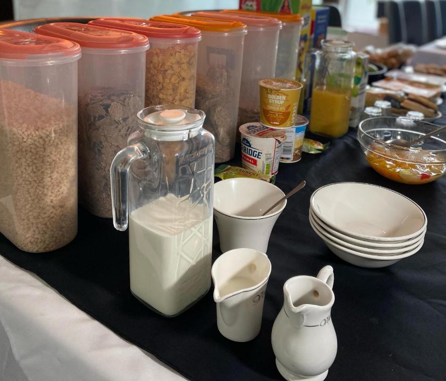 Ascot Grange Hotel - Voujon Resturant - Resim 13