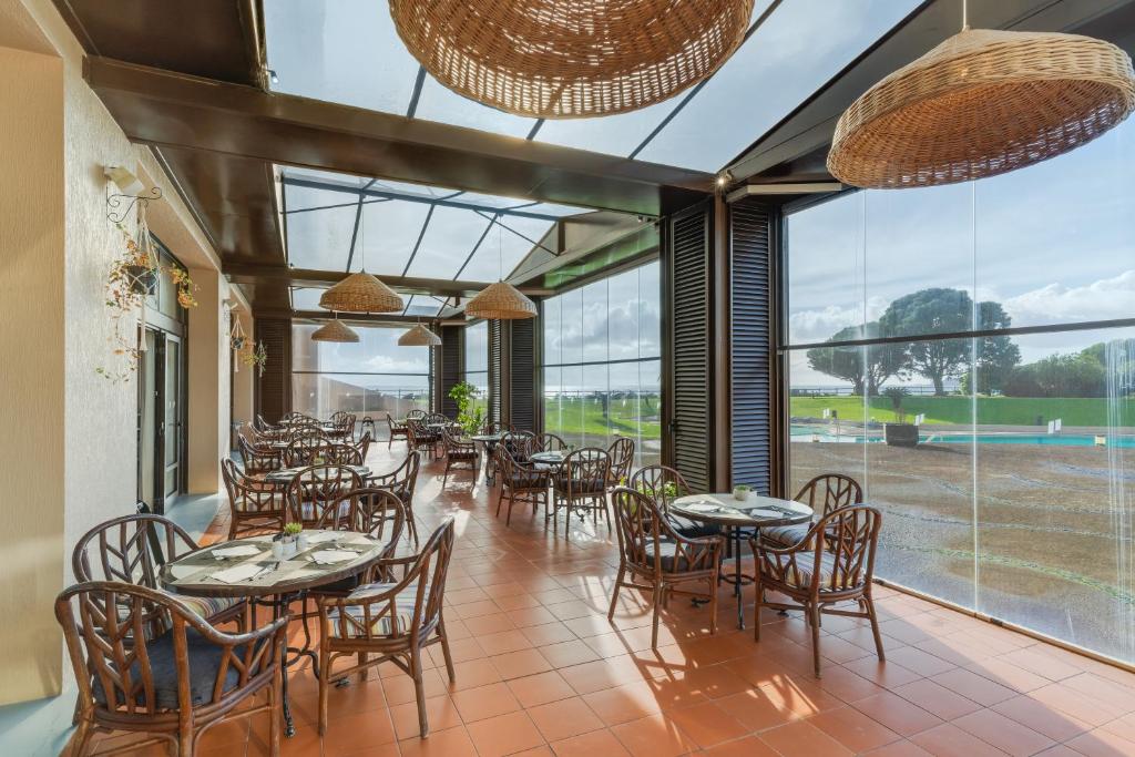 Restaurace v ubytování Pestana Bahia Praia Nature & Beach Resort
