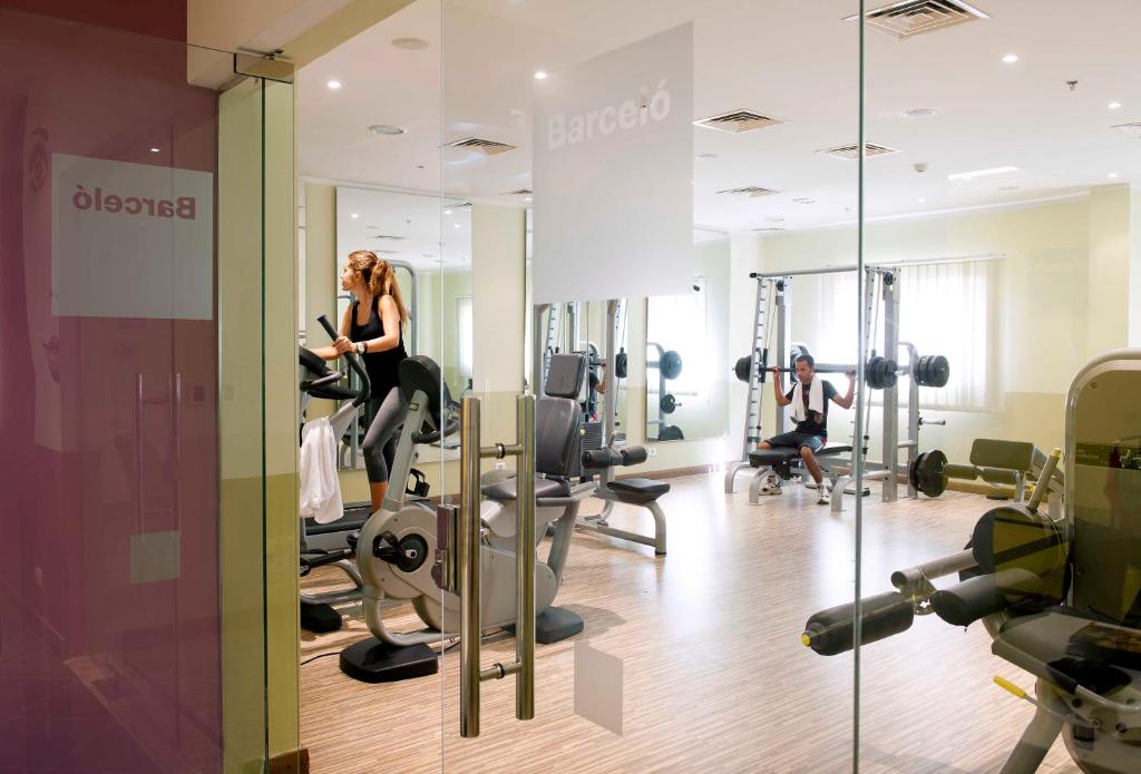 Fitness centrum a/nebo fitness zařízení v ubytování Barceló Cairo Pyramids